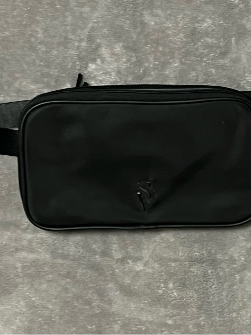 Simply Vera Vera Wang Black Mini Crossbody Bag